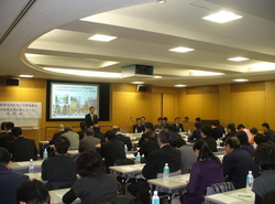 説明会の写真