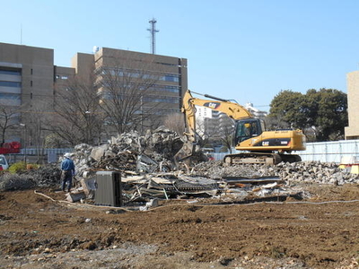 解体している写真