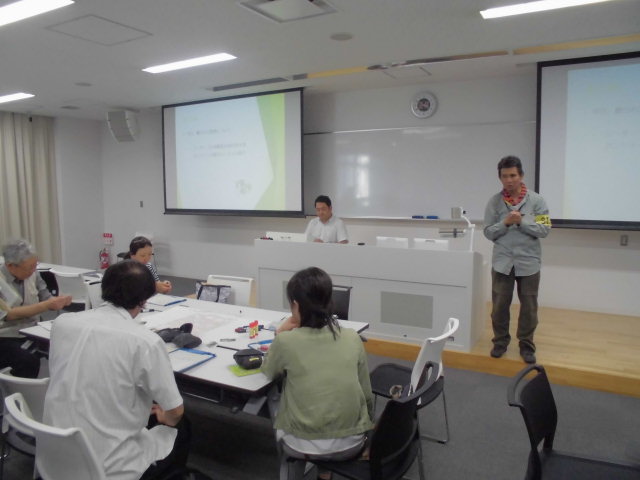 観察会概要説明の写真