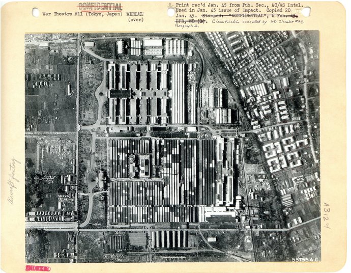 中島飛行機武蔵製作所の全景の写真