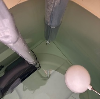 受水槽タンク内