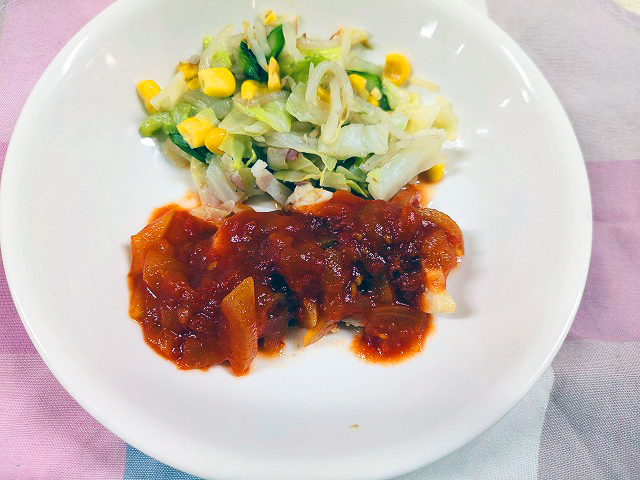 鶏肉のトマト煮の写真