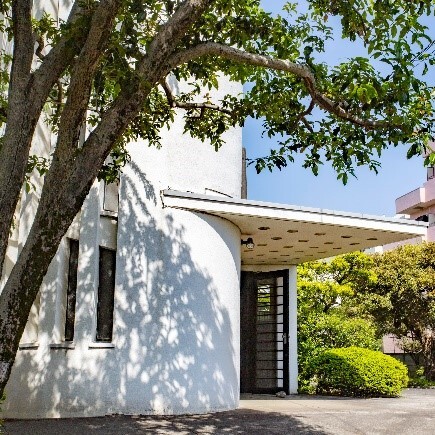 旧赤星鉄馬邸入口外観の写真