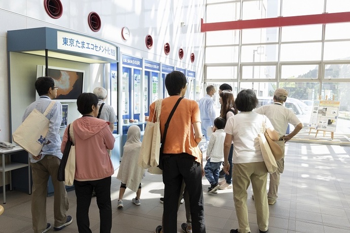 見学会の様子の写真